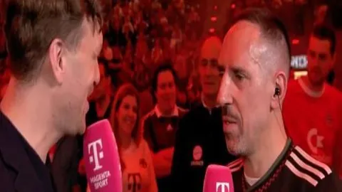 王哲林独得20分，上海客场力克福建队取120-101胜利