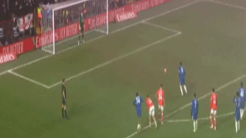 皇马夺冠维尼修斯贡献显著，战术之外取胜亮点显现